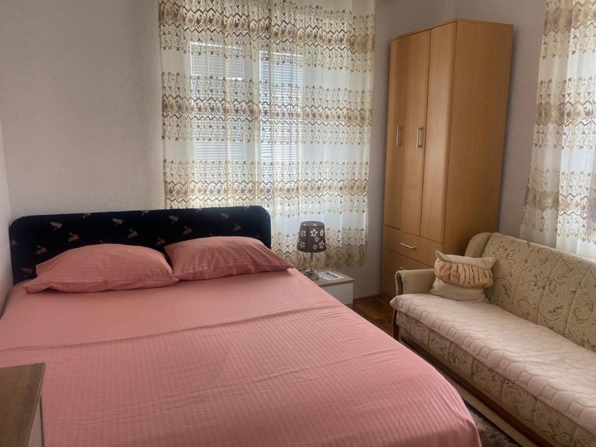 Apartments Zuto Ulcinj Zewnętrze zdjęcie