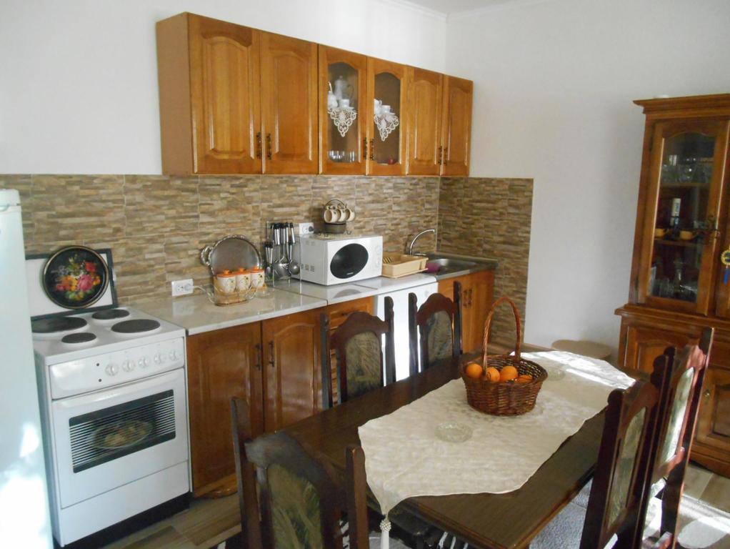 Apartments Zuto Ulcinj Zewnętrze zdjęcie