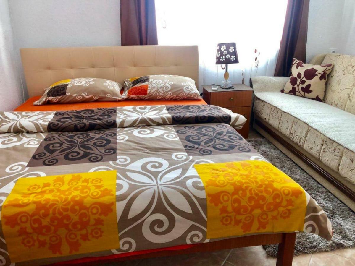 Apartments Zuto Ulcinj Zewnętrze zdjęcie